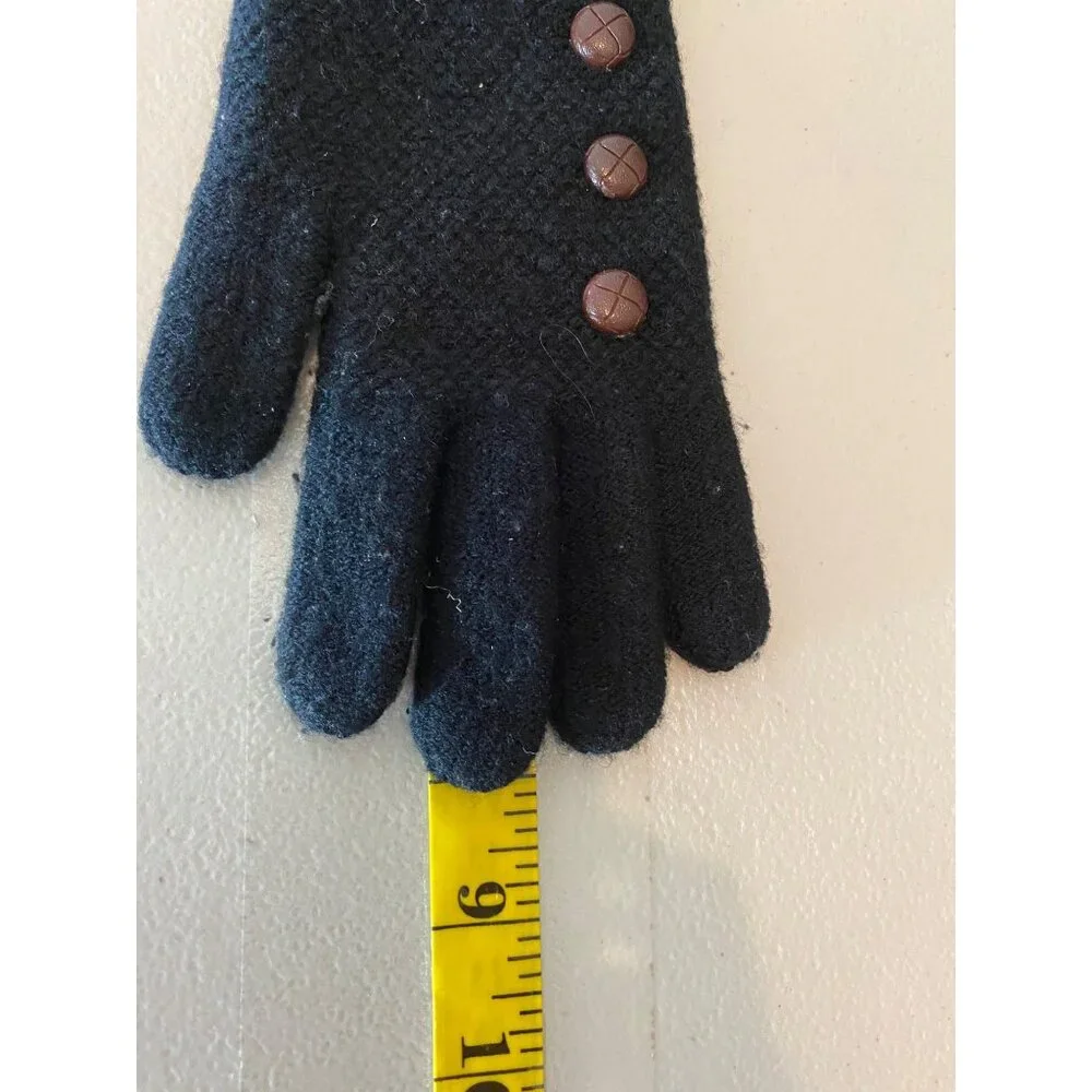 Kids Knit Gloves With Button Accent In Black & Navy